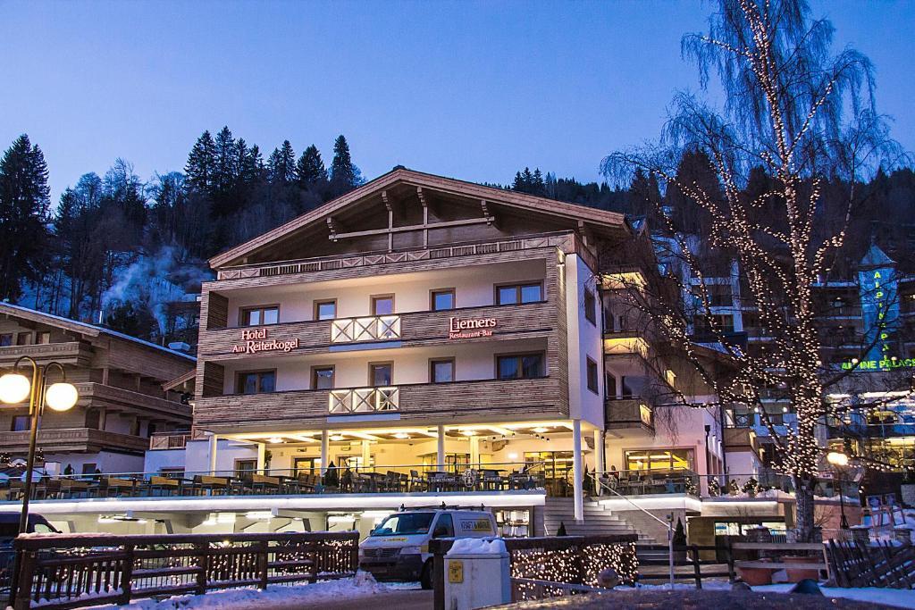 瑞恩纳卡酒店 萨尔巴赫 外观 照片